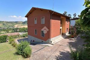 4 LOCALI A VALSAMOGGIA