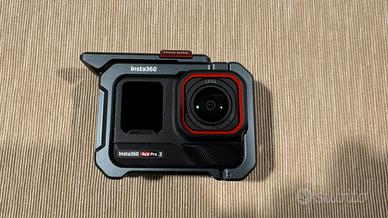 Insta360 Ace Pro 2 + Xplorer Grip Kit