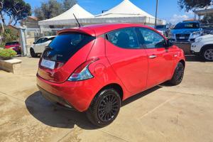 Lancia Ypsilon 1.0 FireFly 5 porte S&S Hybrid Silv