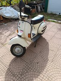 Vespa p 125 x