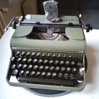 Macchina da scrivere OLYMPIA SM 1