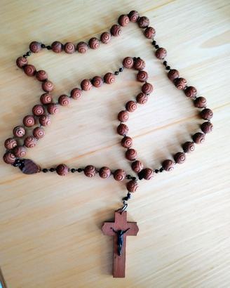 Rosario vintage di Lourdes da parete in legno 