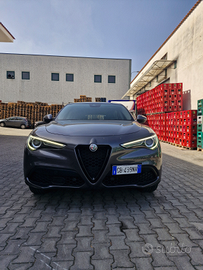 Alfa Romeo Stelvio Q4