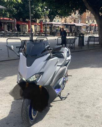 PEZZI TMAX 560 530