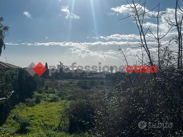 Mascalucia - terreno con rudere