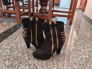 Scarpe da donna come nuove