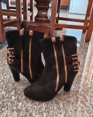 Scarpe da donna come nuove