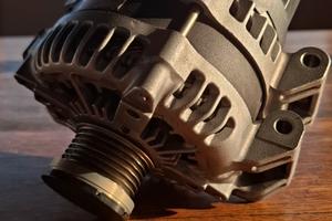 Generatore/alternatore Ferrari  30964524485 200A