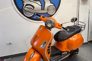 Piaggio Vespa 300 GTS