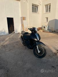 Beverly 125