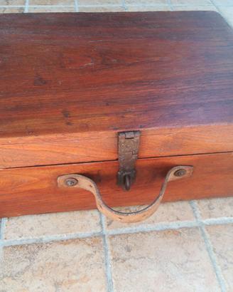 Antica valigia in legno anni 40/50