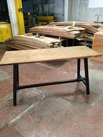 Modernariato Tavolo da lavoro "A Capretta" Noce 