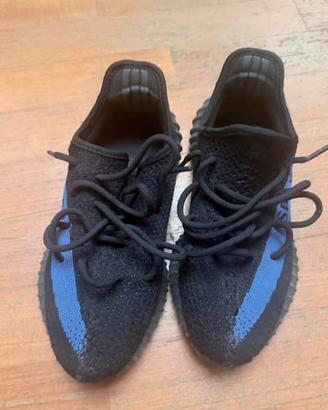 Adidas Yeezy boost 350  39 1/3