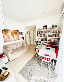 Tavolo e 4 Sedie Shabby Chic Bianchi