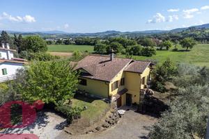 Casa Indipendente Fratta Todina [FC125VRG]