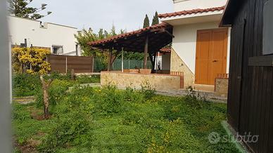 Bella Villa a Gandoli via Garofani