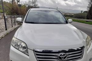 RAV 4 -  CON GANCIO TRAINO OMOLOGATO 4X4 150 CV