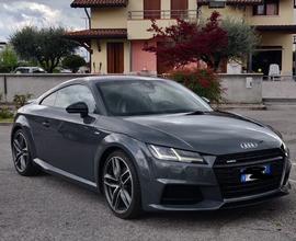 Audi TT quattro Sline