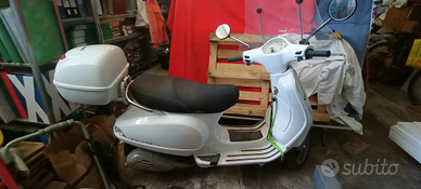 Vespa PIAGGIO lx 150