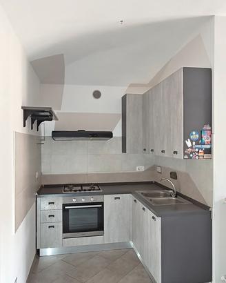Cucina angolare urban piombo/beton grey
