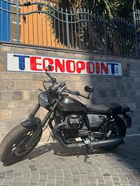 Moto Guzzi V9 bobber
