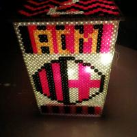 Lampada Milan con tubetti di plastica