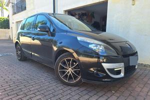 Renault Scenic xmod 1.5 dci anno 2009 (in avaria)
