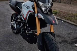 Aprilia Dorsoduro 750 ABS – 2015