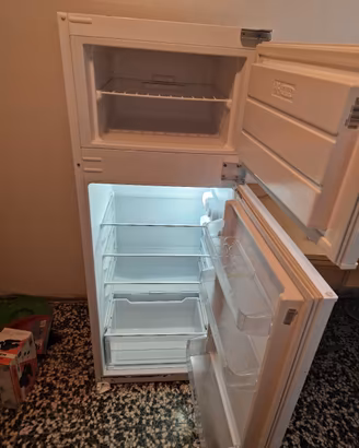 PERLA FRIGO COMBINATO DA INCASSO LT 209