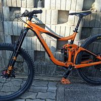 MTB GIANT  reign taglia M