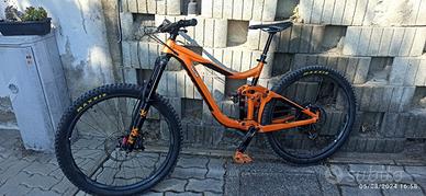 MTB GIANT  reign taglia M