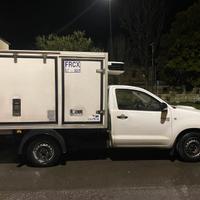 Furgone Toyota Hi-lux di doppia cella isotermica