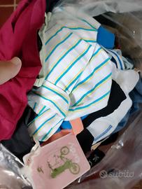 stock abbigliamento uomo donna vintage.