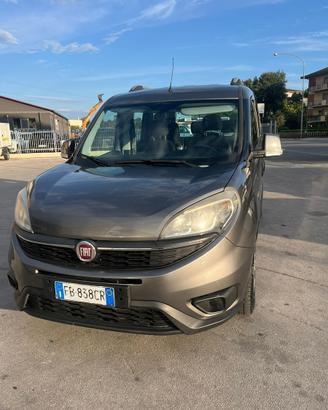Doblo 7 posti gancio traino