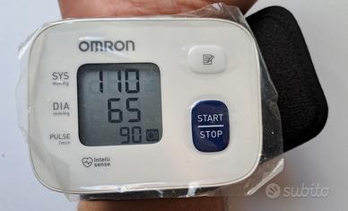 Omron RS1 misuratore pressione da polso
