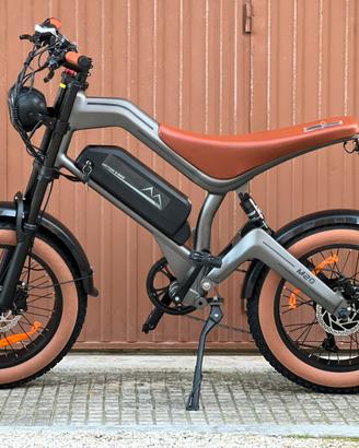 Bici Elettrica 1500w batteria da 48 V 18,2 AH 2025