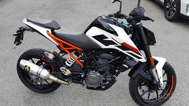 KTM Duke 125