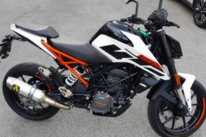 KTM Duke 125