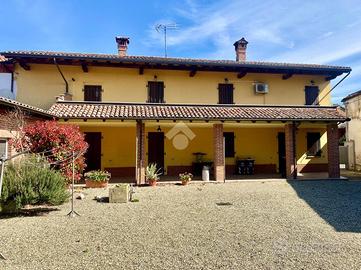 CASA SEMINDIPENDENTE A PIOVERA