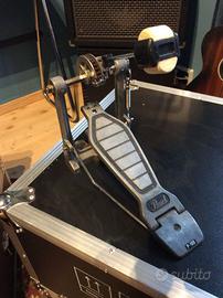 Pedale batteria kick drum Pearl P-100