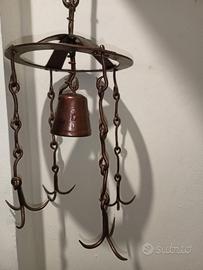 BOUCHE A PARETE IN ANTICO FERRO BATTUTO