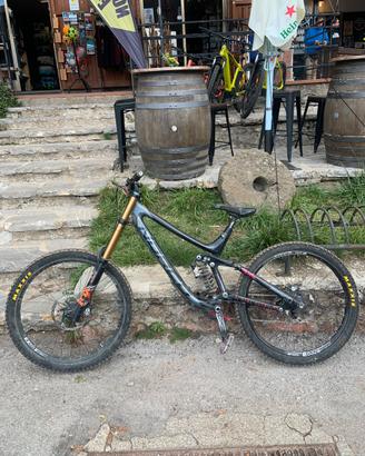 Bici DH Norco Aurum
