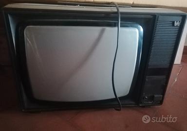 Televisore a colori White Westinghouse vintage 