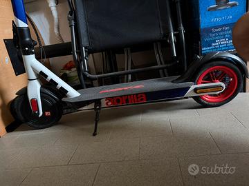 Monopattino elettrico Aprilia