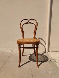 Sedia marcata Thonet nr 21 del 1870 circa 