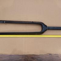 Forcella rigida mtb carbonio