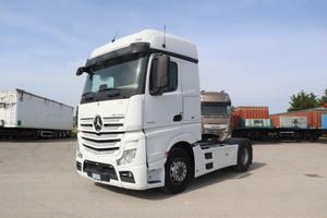 MERCEDES-BENZ 18 48 TRATTORE STRADALE CON IMPIAN