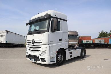 MERCEDES-BENZ 18 48 TRATTORE STRADALE CON IMPIAN