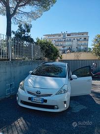 TOYOTA PRIUS PLUS