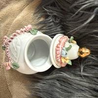 Elegante portaoggetti vintage in porcellana fiori